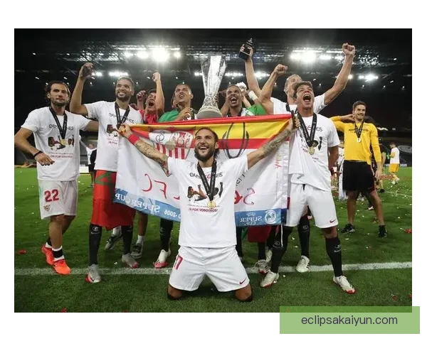 西甲埃尔切近期引援动作频繁，球队竞争力增强备受关注。